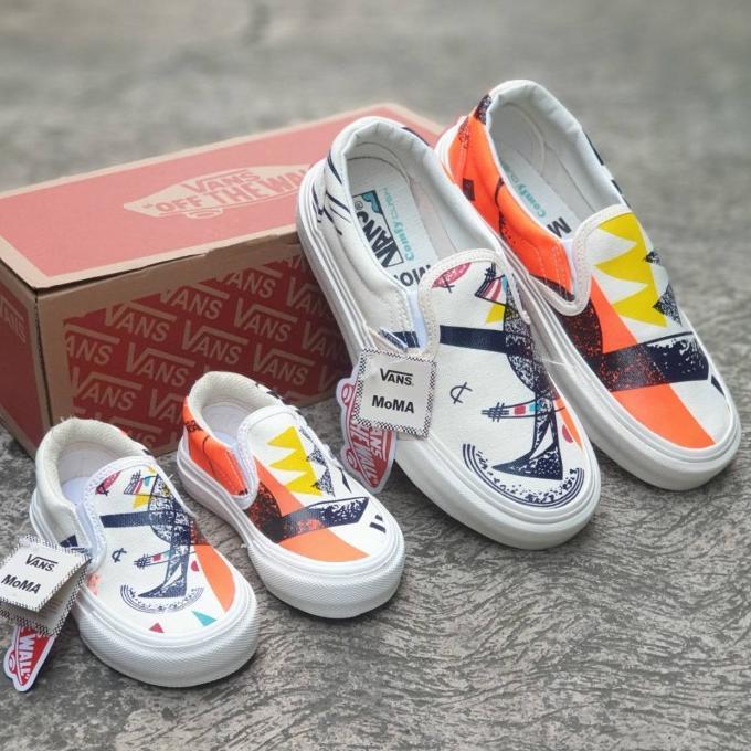 Gambar BEST PRODUK SEPATU SNEAKERS ANAK DAN DEWASA COUPLE VANS X MOMA WHITE SELAMAT BERBELANJA - ANAK 17-35 dari starla shoes131 undefined Tokopedia