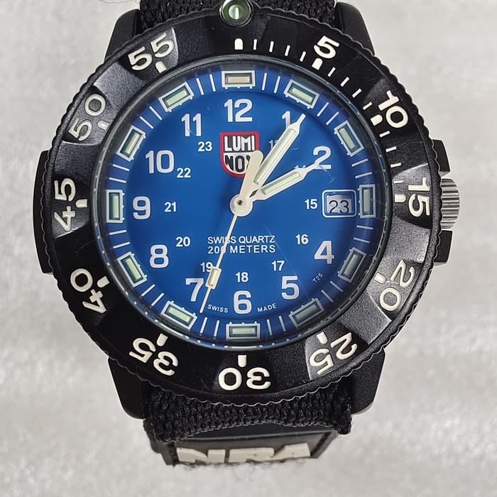 LUMI-NOX 3000/3900 V3 腕時計 LUMINOX ルミノックス ネイビーシールズ 3000シリーズ 3900 V3 中古