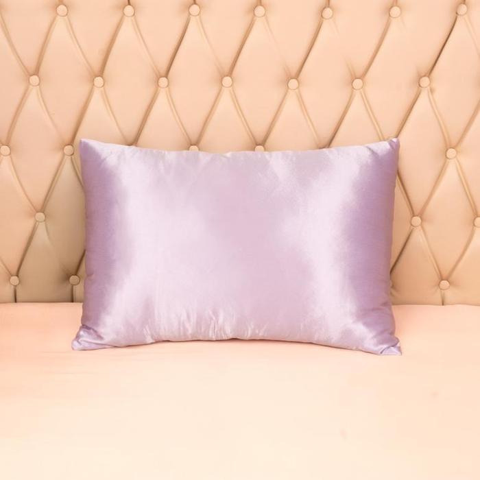 Gambar ADA!!! Sarung Bantal PREMIUM Satin Silk Terli Beauty Satin Silk Pillowcase Adem Halus Anti Jerawat Beauty Boost Pillowcase - Lilac (Glow), queen (51x76) dari CV ARGO MEDIA undefined Tokopedia