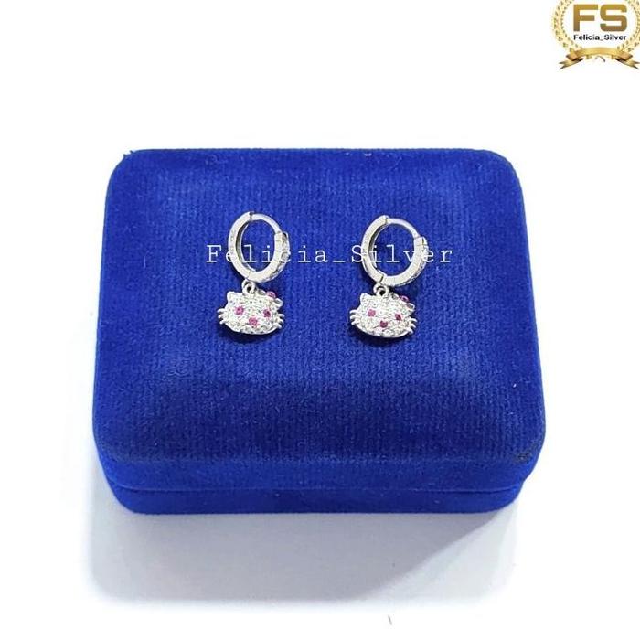 Gambar ANTING ANAK PERAK ASLI 925 LAPIS EMAS PUTIH MODEL JEPIT GANTUNGAN HELLOKITTY - PERHIASAN PERAK ANAK Terbaru Terlaris Terbaik - Motif 2 dari KNIVER undefined 4 Tokopedia