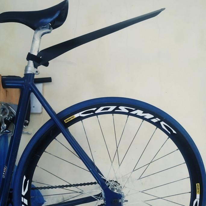 Gambar Bowguard Fender Sepeda Fixie Mtb Gravel Dll Mirip Musguard - Hitam dari Pedal Shop undefined 4 Tokopedia