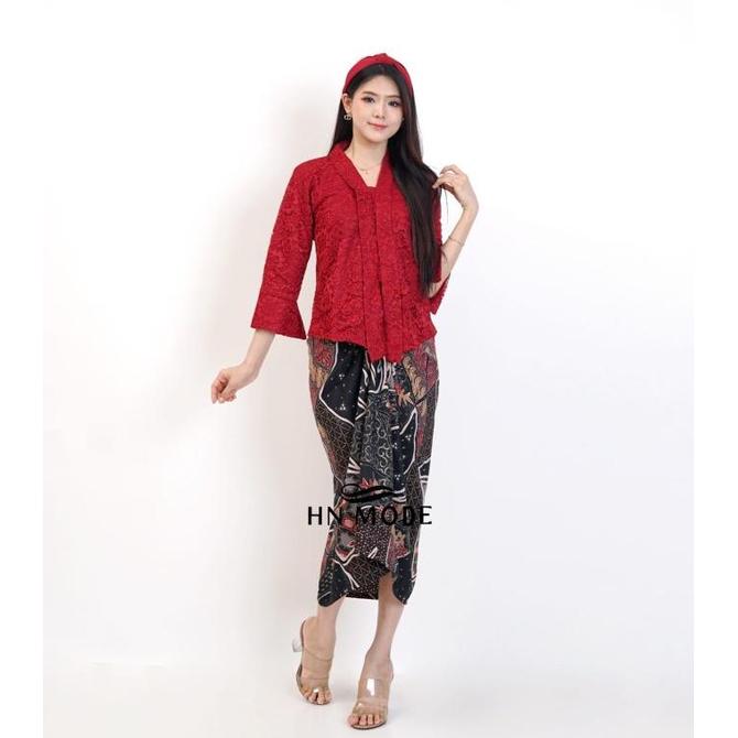 Gambar Terlaris Hn Mode - Setelan Kebaya Floy Brokat Mix Rok Lilit Floral Terbaru - MARUN, L dari Batiquestored undefined Tokopedia