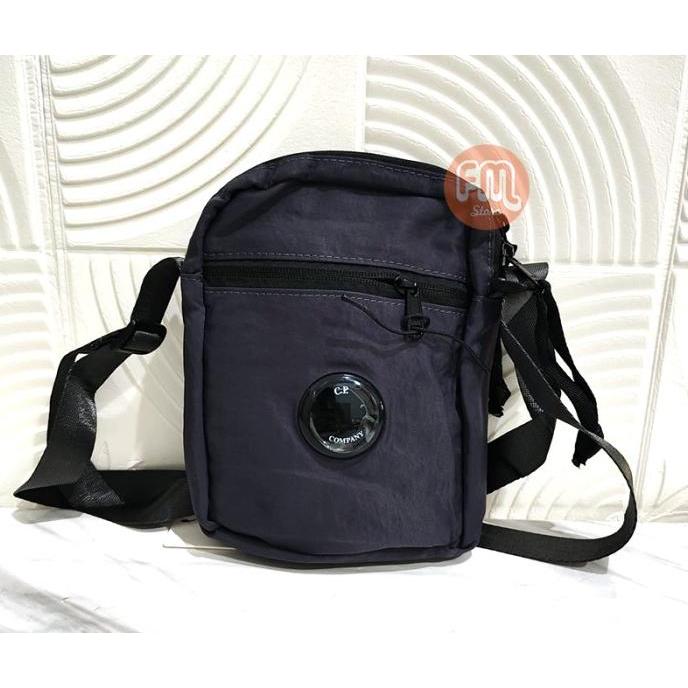 Gambar SLING BAG CP COMPANY NLYON ECO / TAS SELEMPANG C.P COMPANY PRIA - dark grey dari nunung220 undefined Tokopedia