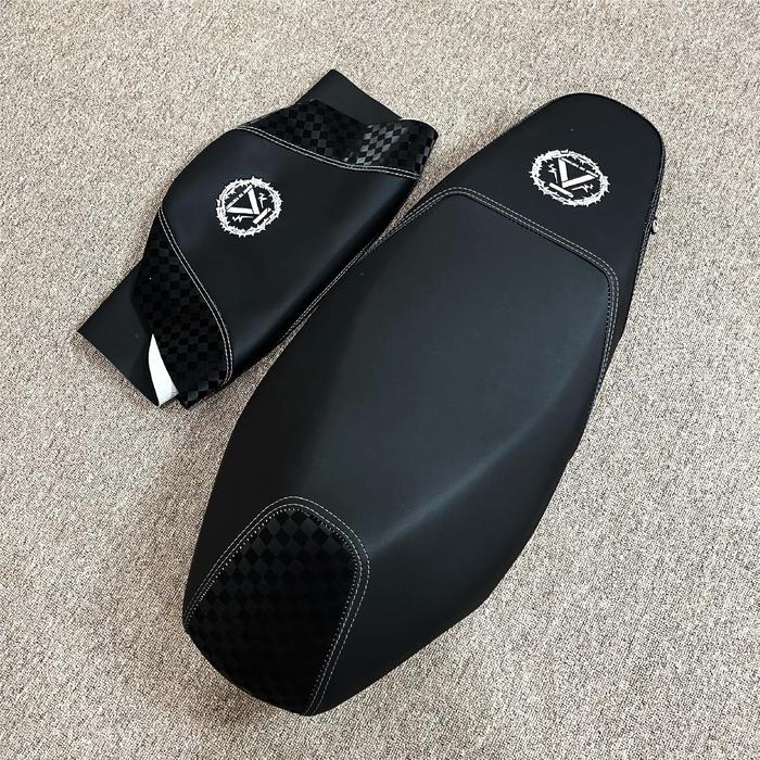 Gambar Kulit Jok Motor akna Fortunate Jaitan Tengah X Catur 3D tebal empuk universal matic & bebek zeus store 1 - BEAT dari ZEUS STORE 01 undefined Tokopedia