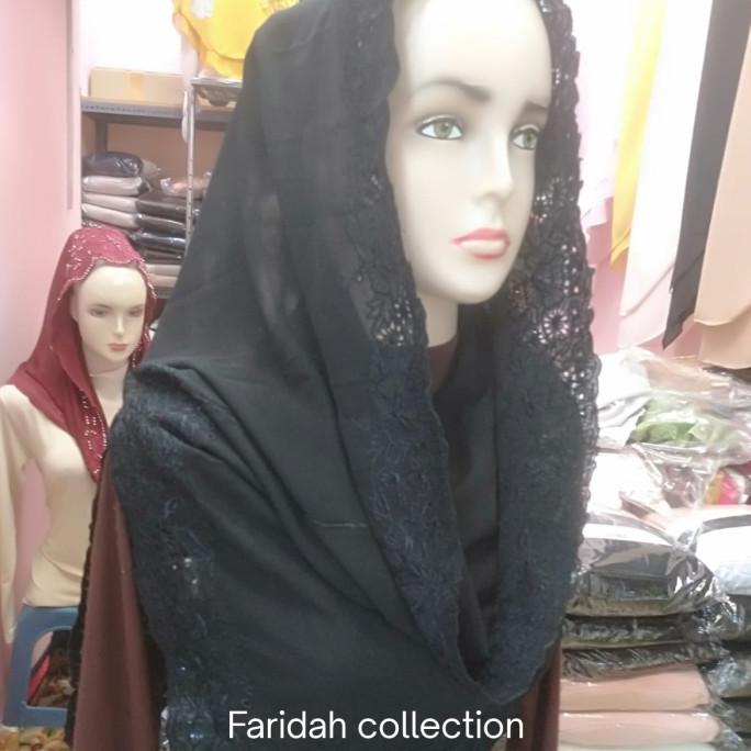 Gambar kerudung yenny Wahid belah samping - Hitam dari Perfect Pattern. undefined Tokopedia