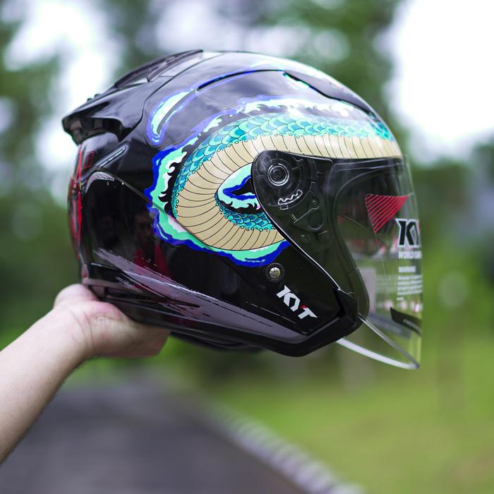 Gambar KYT Galaxy Flat R One Piece Kaido - Kaca Clear, XL dari Bandung Helmet Gallery undefined Tokopedia