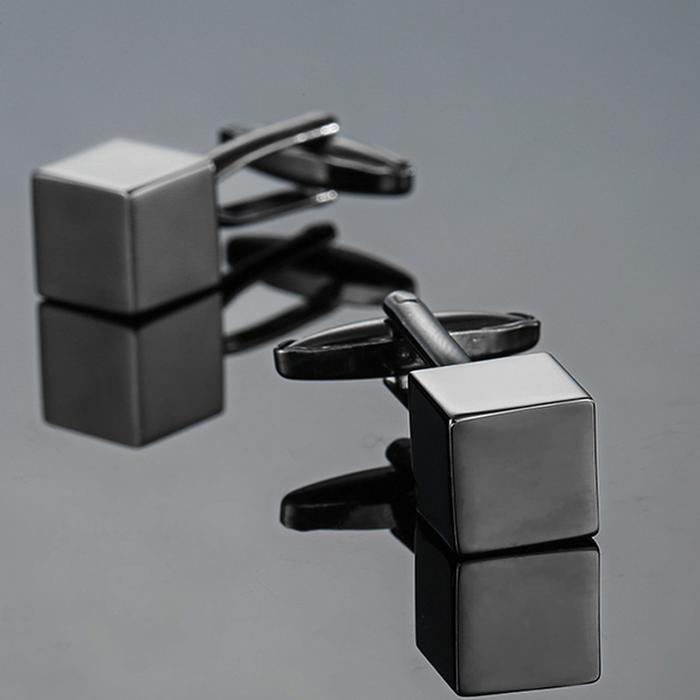 Gambar TOMMY CUFFLINK - kancing manset kancing lengan kemeja - 02 BLACK CUBE dari Toko 1973 undefined Tokopedia
