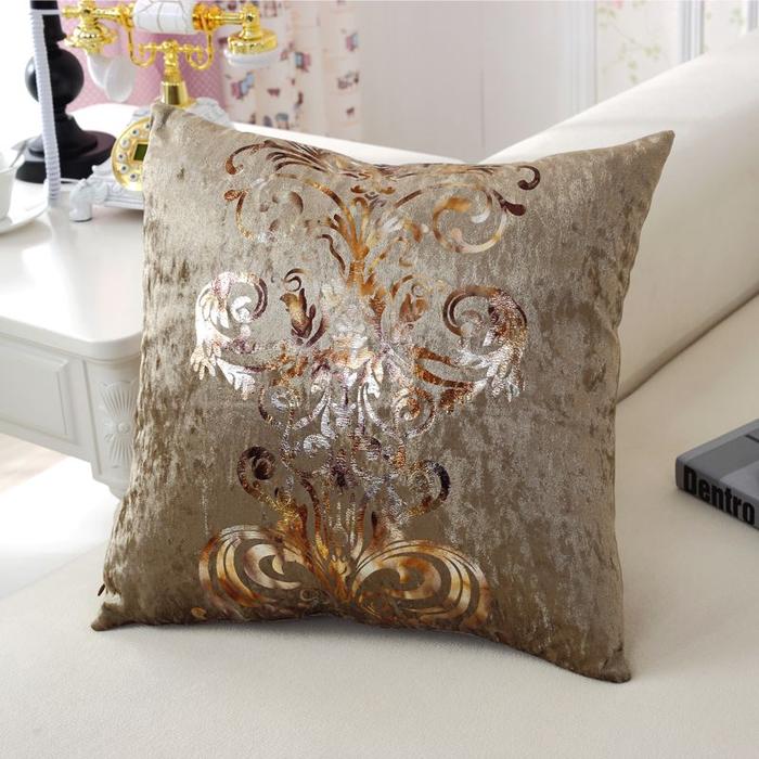 Gambar Pillow Cushion Golden Foil / Sarung Bantal Sofa Bludru Mewah Elegant Murah - PillowChampagne dari Et Felicel undefined Tokopedia