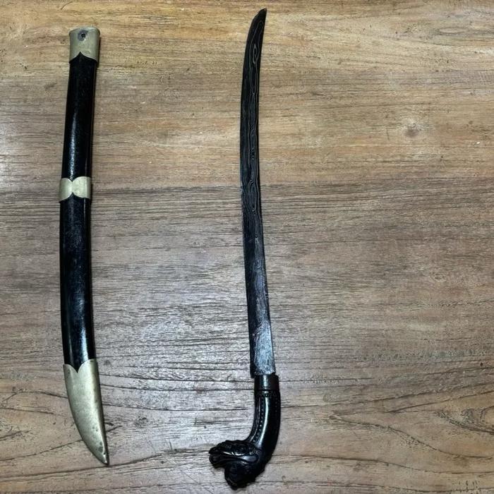 Gambar Pedang Pusaka Sepuh Sumedang Larang Lawe Saukel Handle Tanduk TUS ISTIMEWA dari Fin's Beauty undefined Tokopedia