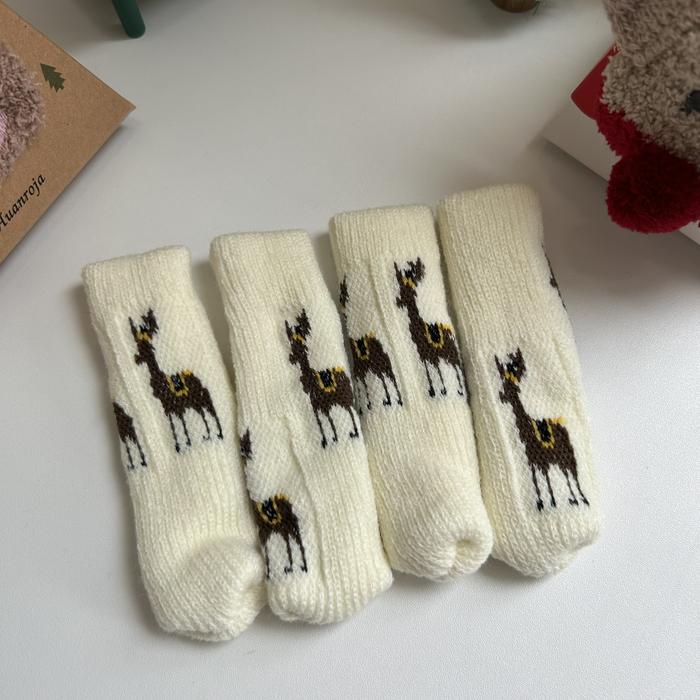 Gambar kaus kaki kursi pelindung / kaus kaki meja/ anti ribit/ peredam suara - Rusa putih dari Aesthetic-Shop_NEW undefined Tokopedia