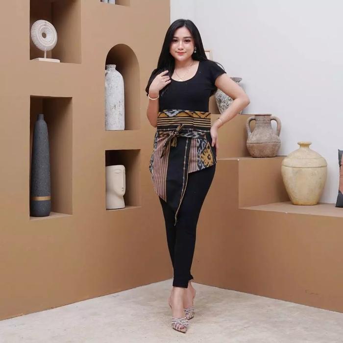 Gambar Kain_Usang | Obi Belt UNISEX Motif Queen Tenun Ikat Etnik Batik - Ikat Pinggang Sabuk Belt Tenun Ethnic | Kain Usang Etnik | Kain Usang Official - QUEEN RANI dari Kain Usang Etnik undefined Tokopedia