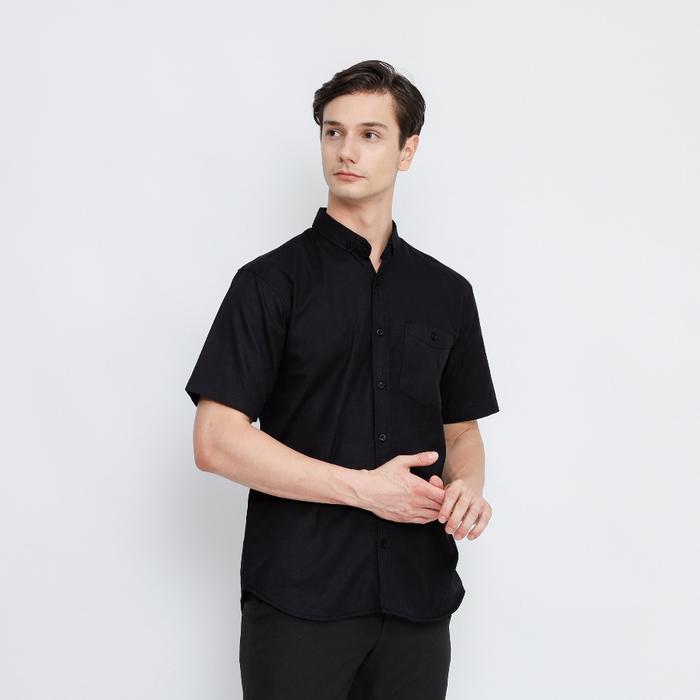 Gambar Kemeja Pria Polos Lengan Pendek Basic Baju Kerja Kantor Kuliah Katun Cigarette Premium - Hitam, M dari Norzen Project undefined Tokopedia