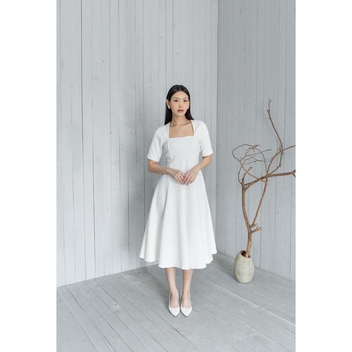 Gambar Iconette Closet Midi Dress Kekinian Danika Dress - Broken White, S-M dari dimasklontong undefined Tokopedia