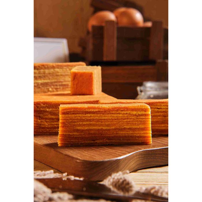 Gambar Karra Bake House - Lapis Legit Premium Wysman - Half Edition [ 10x20 ] - Original dari karraibakehouse undefined Tokopedia