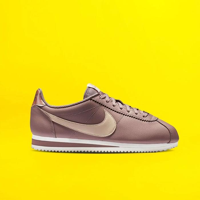 Evas Air Jordan Mid Particle Beige Nike Classic Cortez Leather