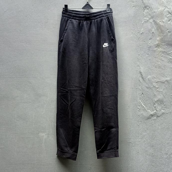 Gambar Celana Jogger Trackpants NIKE | Original | Bekas Preloved Thrift Second | Joger Training dari tomskistore undefined Tokopedia