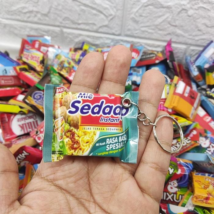 Gambar Gantungan kunci Motif SNACK Isi 50 pcs - Souvenir Pernikahan Ulang Tahun Murah Meriah - Tanpa Kemasan dari Rightaz Store01 undefined Tokopedia