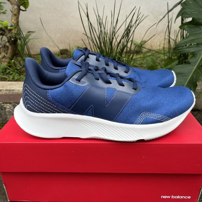 New Balance NW685NV3 27cm 4E New Balance NW685NV3 27cm 4E - メルカリ