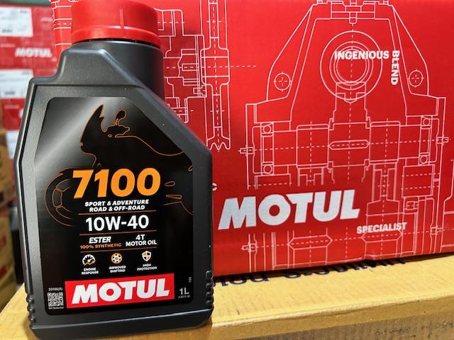 Gambar Motul 7100 4T 100% Synthetic Ester - 10w40 dari Second Store Shape undefined Tokopedia