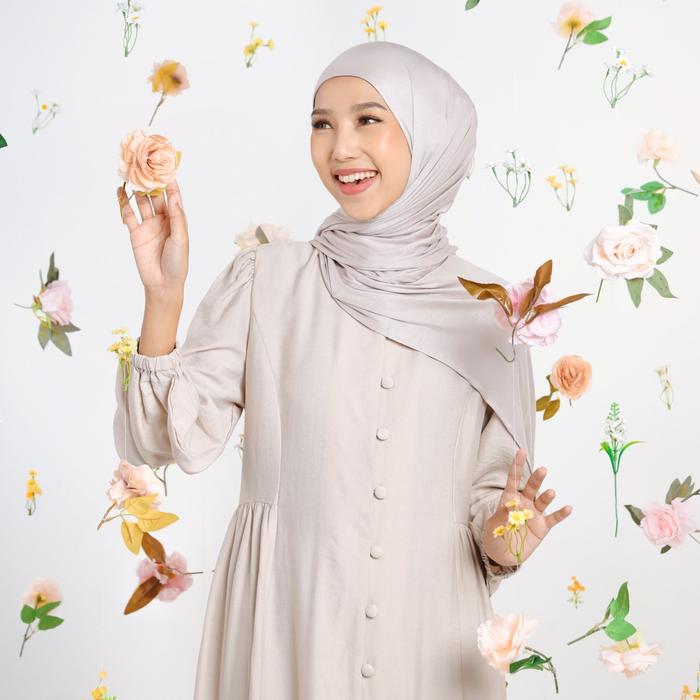 Umama Scarf Kerudung Polos Pashmina Rayon Taupe(Viscose)