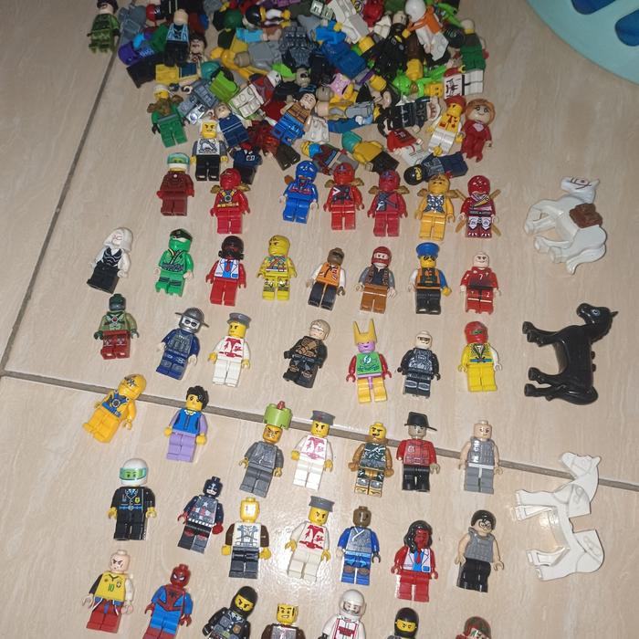 Gambar Lego Minifigure KW, Random dari Readone Store undefined Tokopedia