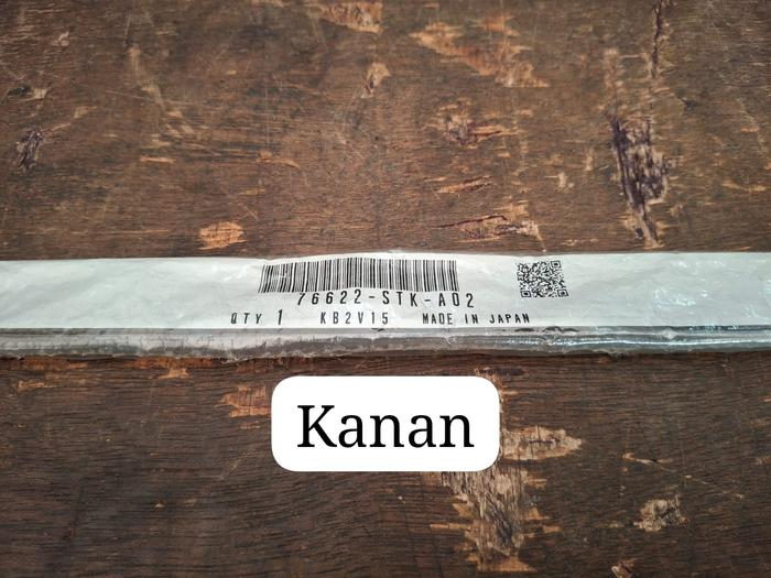 Gambar Karet Refil Wiper Blade Kanan Kiri Civic FD 2009 2010 2011 - KANAN dari RADJA MOTOR SURABAYA undefined Tokopedia