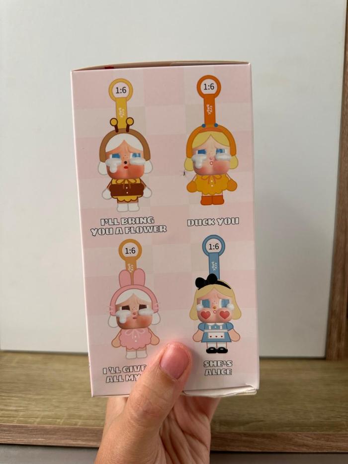 Gambar Cry baby crying again vinyl plush Original Pop Mart | Alice | Bee | Bear | Frog | Pink | Duck - Bear dari Kulkul Story undefined Tokopedia