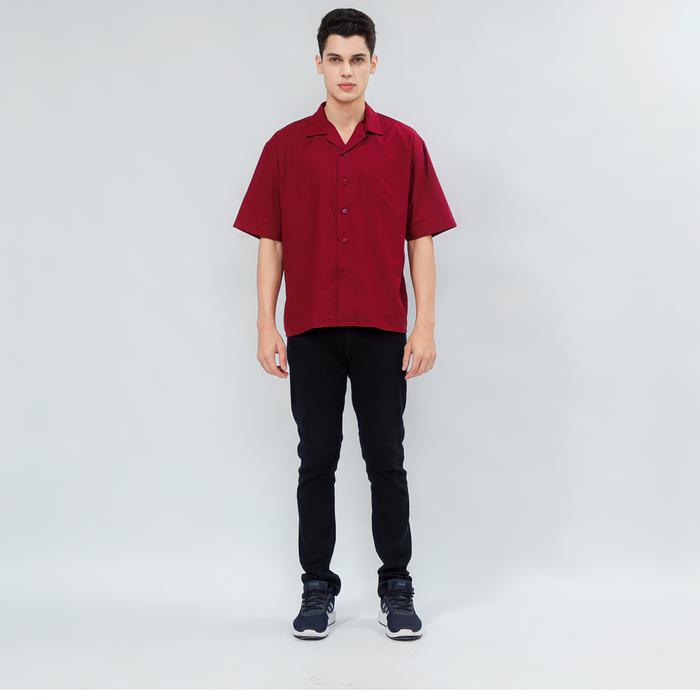 Gambar CASUALUXE Cuban Bowling Boxy Oversized Linen Shirt  | Kemeja Oversize Linen Lengan Pendek - Merah Tua, M dari Casualuxe.id undefined Tokopedia