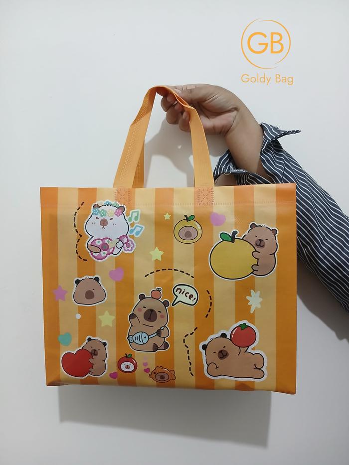 Gambar TAS KADO KARAKTER GOODIEBAG LAMINASI - Capybara, 32x10x26 dari Goldy Bag undefined Tokopedia