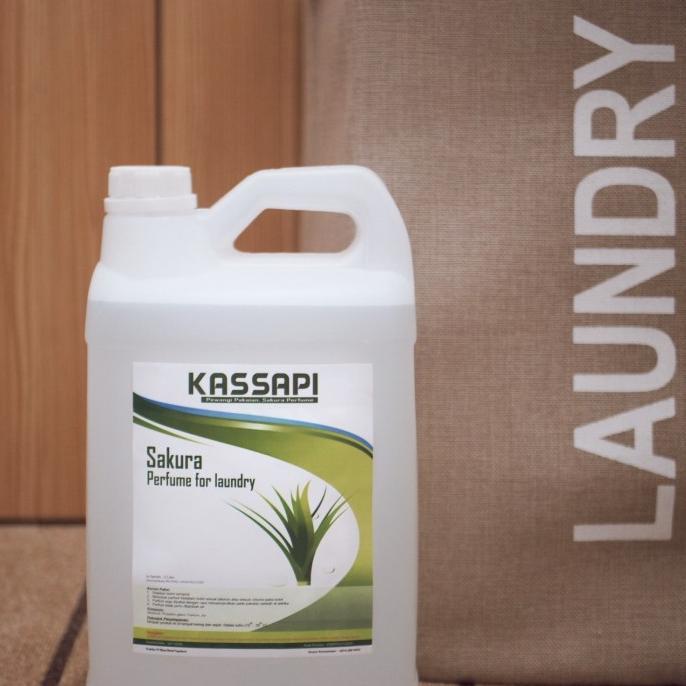 Gambar Kassapi Parfum Laundry 5 Liter Free Botol Spray - Lemongrass dari Duaputri official shop undefined 5 Tokopedia