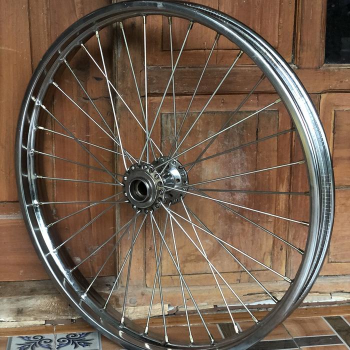 Gambar RODA DEPAN RING 21 CHOPPER VELG BARU MERK SUZUKI JARI JARI BARU TROMOL DEPAN CUSTOM dari UD LARIS LARIS undefined Tokopedia