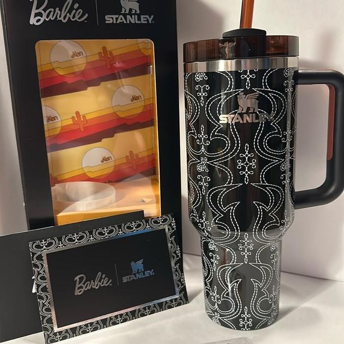 Gambar READY STOCK Stanley x Barbie Mattel Quencher tumbler 40oz Original full box - Ken dari Zona original indonesia undefined Tokopedia