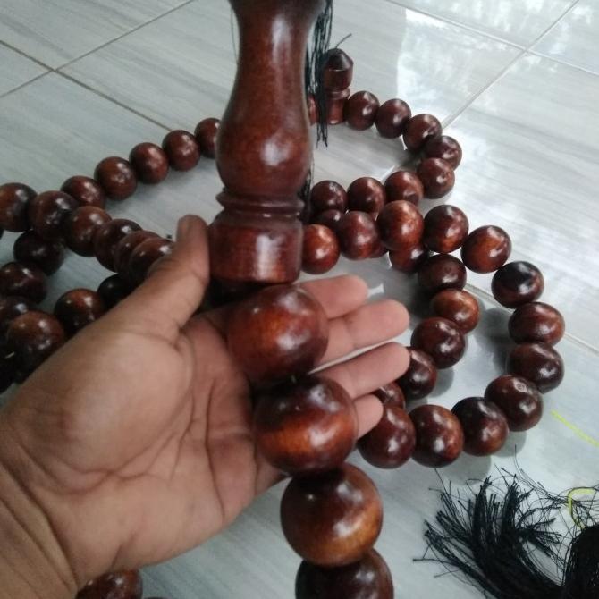 Gambar tasbih raksasa tasbih jumbo tasbih super besar Tasbih hiasan dinding - Cokelat dari ModestyAvenue undefined Tokopedia