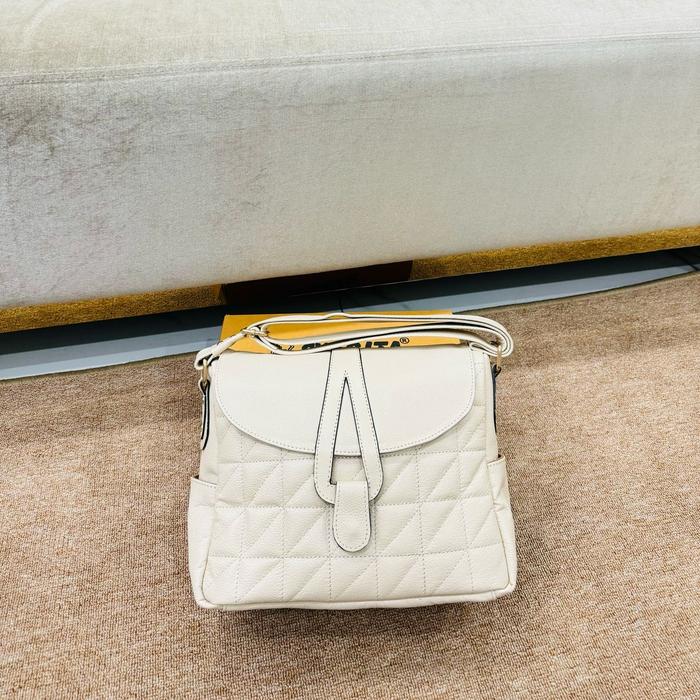 Gambar Tas Kulit asli Wanita Tas papirut Ketupat slot series - Hitam dari papirut store undefined 3 Tokopedia