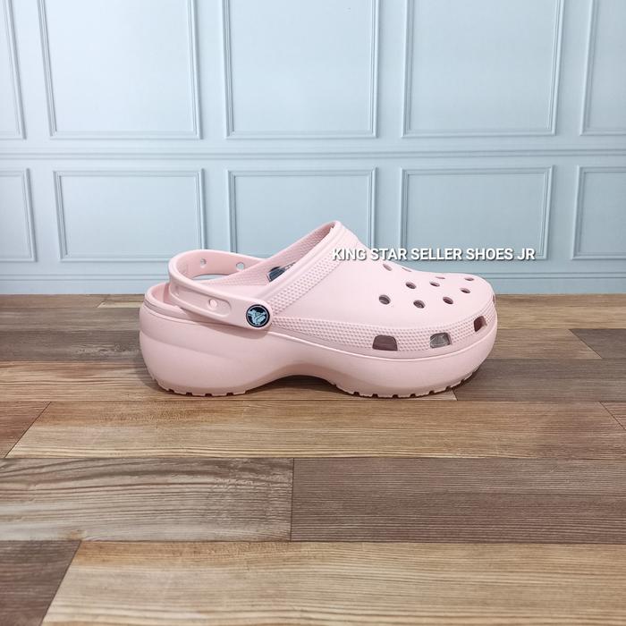 Gambar Sandal Crocs Wanita Classic Platform Motif Ringan Sekali 180 gram saja - krem sol ping, 35 dari PABIOLA MEGA STORE SHOES 54 undefined 5 Tokopedia