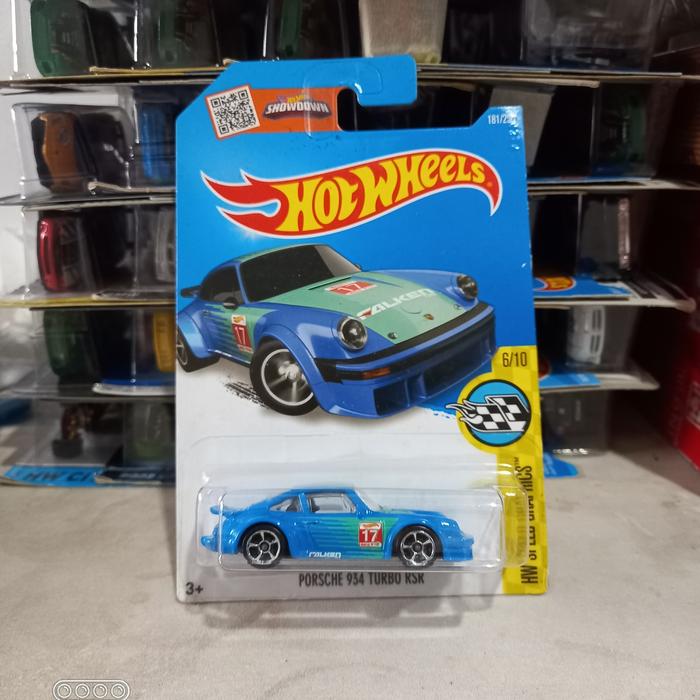 Gambar Hotwheels Porsche 934 Turbo RSR Falken Us Card Bonus Protektor dari Panda123. undefined Tokopedia