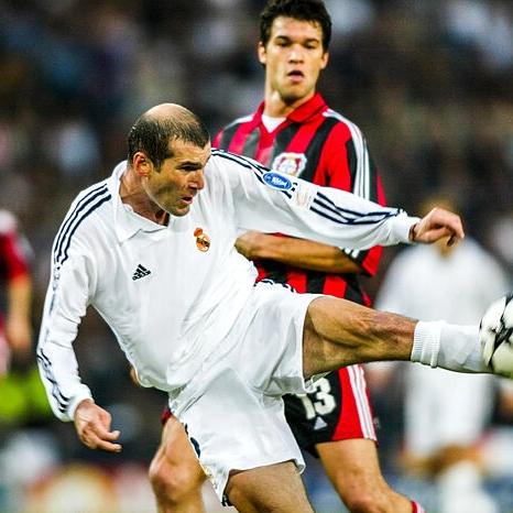 Gambar Jersey retro Real Madrid Zidane final ucl 2003 dari njubscasualday undefined Tokopedia