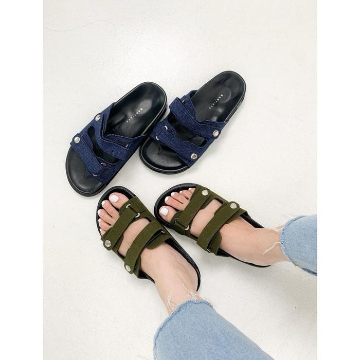 Gambar [ BARTISTE ] TANA FLATBED SANDAL WANITA DAN PRIA (UNISEX) - ARMY, 40 dari CV IndoArsStore undefined Tokopedia