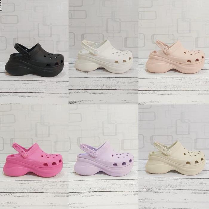 Gambar TERMURAH BEST SELLER Sendal Crocs Classic Bae Platform clogs 8cm / Clog / Sandal Perawat / Suster / Mantri / Karet / Classics / Slip on karet pria wanita / Sandal tahan air / Platforms / Bae Clog Tinggi - Hitam, 34/35 dari CV IndoArsStore undefined Tokopedia