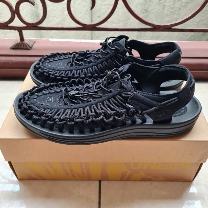 Gambar Terbaru Keen Uneek Sandals Outdoor Men Black/Black 100% ori - 42 dari Toko Berkah shoop undefined Tokopedia