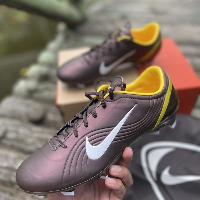 ナイキマーキュリアルヴェイパー1 RGN SE 27.5 cm