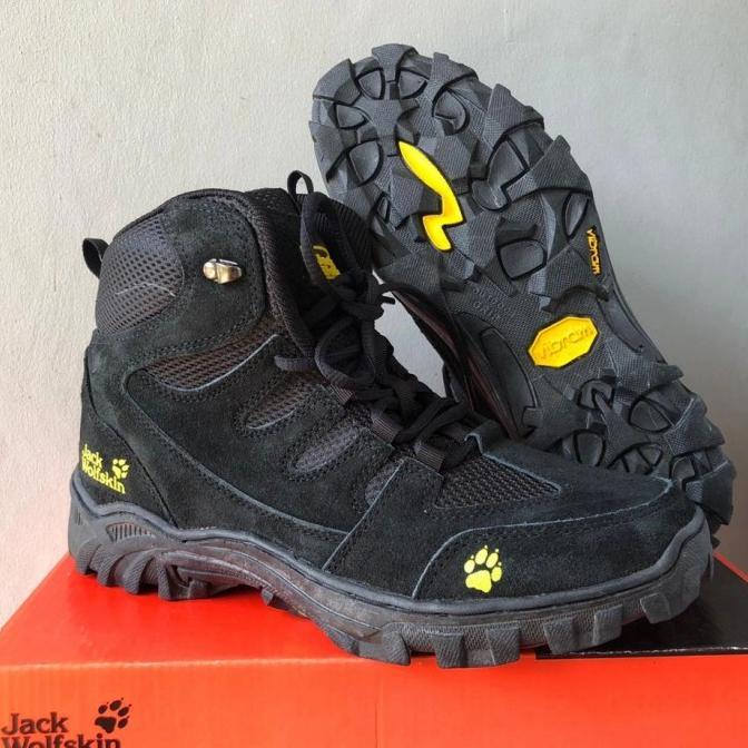 Gambar Sepatu Gunung JACK WOLFSKIN Boot Tracking / Sepatu OUTDOOR / Hiking - Hitam, 39 dari ASTIATI STORE undefined Tokopedia