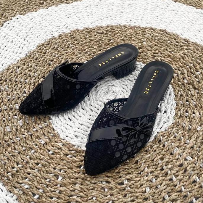 Gambar Sepatu Sandal Wanita Galaxy Sepatu Sandal Wanita Mules Bustong Brukat Hak Tahu 3Cm Weeding Sendal Pesta Kondangan Pengantin Cewek Selop Slip On Perempuan Formal Terbaru Terpopuler Kekinian Shoes - Hitam, 36 dari Indari Kaffa undefined Tokopedia