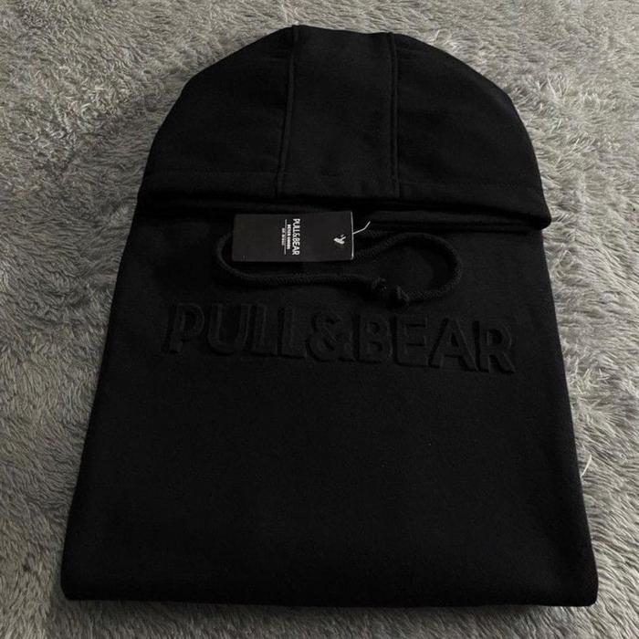 Gambar Sweater Hoodie Pull And Bear Jaket Pullover Sablon Embossed Font Timbul Hodie Pria Wanita Unisex - Hitam, M dari JUMINI MINICOPER undefined Tokopedia