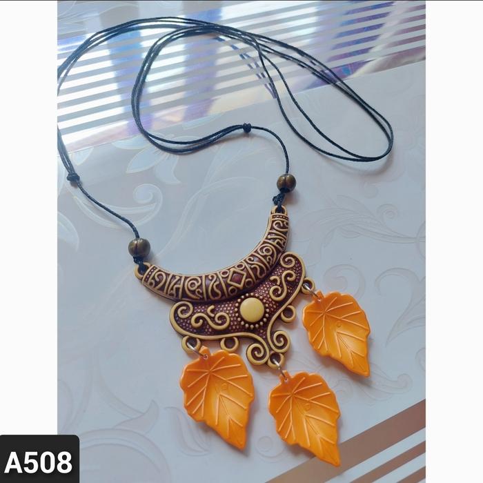 Gambar Kalung Etnik Minang  Daun A507 Aksesoris Kalung Murah Kalung Wanita Unik Vintage Acara Formal Pesta Kalung Adat Nari Tari - Pink Fanta dari Rumahnovita undefined 4 Tokopedia