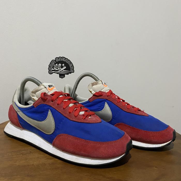 Gambar Nike Waffle Trainer 2 SP "Happy Royal University" dari Cabin Sneakers undefined Tokopedia
