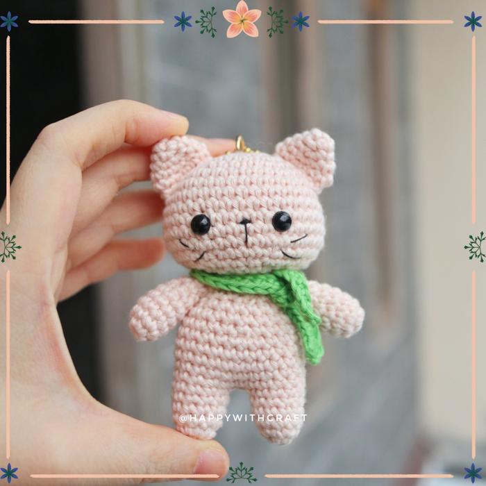 Gambar Boneka Rajut (Amigurumi) Animals with Scarves - Cat (Kucing) dari Happy with Craft undefined Tokopedia