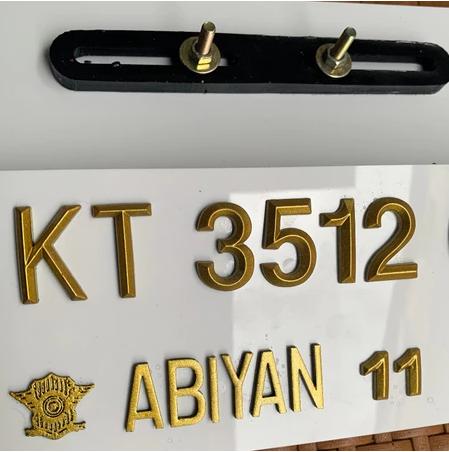 Gambar PLAT NOMOR MOTOR CUSTOM GOLD SILVER MODEL LANCIP TIMBUL 3D  (HARGA 1 SET/SEPASANG) -  PUTIH GOLD dari MONTOR BRAND.ID undefined Tokopedia