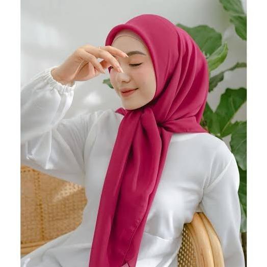 Gambar Ready Stock Jilbab Segiempat Segi Empat Paris Jadul Square Kuliah Kantoran OOTD - FANTA dari FASHION HAH undefined Tokopedia