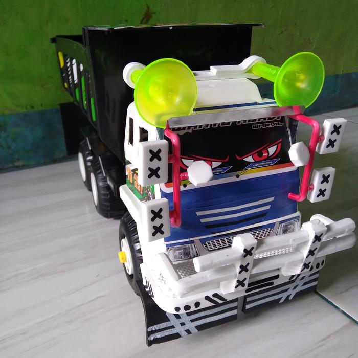 Gambar [COD] Truk Modifikasi Mobil plastik Truck Mainan Truk pasir TTP02 - pake bemper dari Raffaa shop undefined Tokopedia